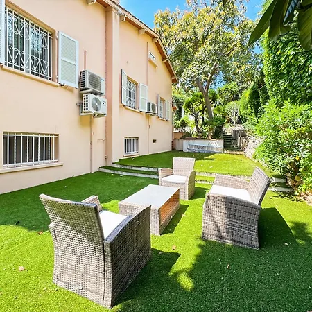 Villa Villa Serenity, Rickeys